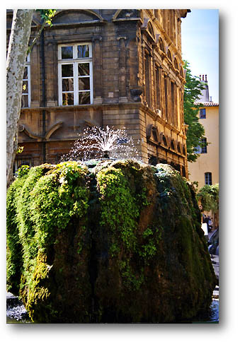 fontaine cours mirabeau